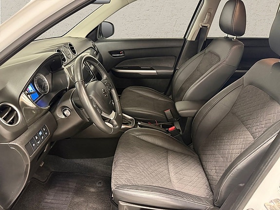 Suzuki Vitara 4 of 12