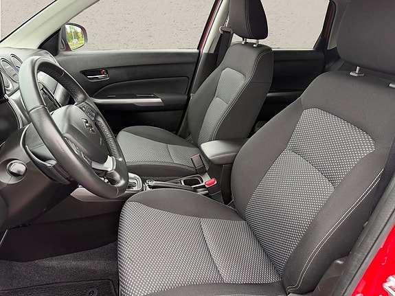 Suzuki Vitara 4 of 5