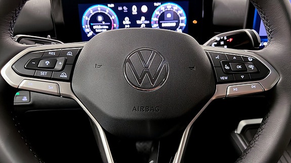 Volkswagen T-Roc 18 of 21