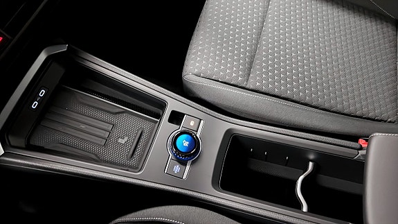 Volkswagen T-Roc 16 of 21