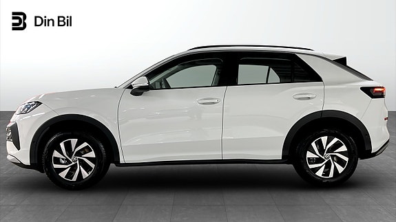 Volkswagen T-Roc 2 of 21