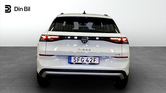 Volkswagen T-Roc 5 of 21