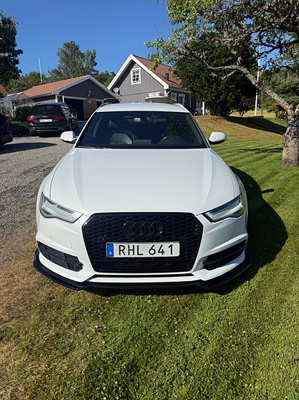 Audi A6 2 of 5