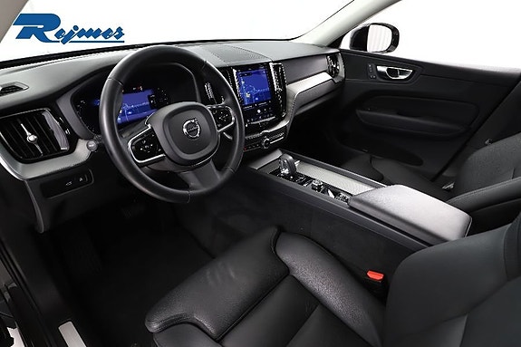 Volvo XC60 5 of 30