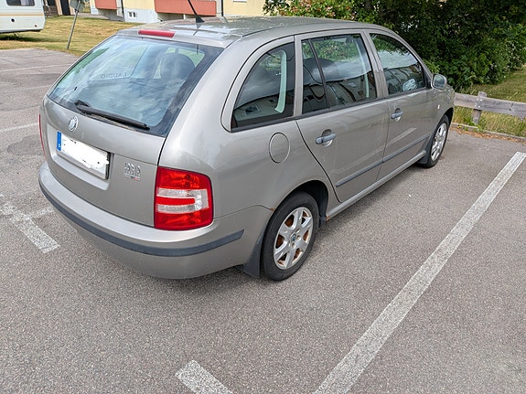 Skoda Fabia 5 of 5
