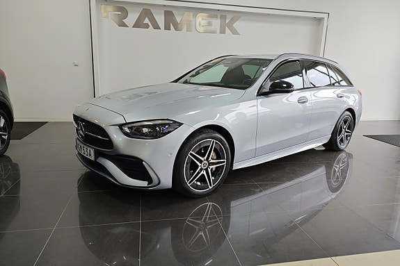 Mercedes-Benz C300 5 of 5