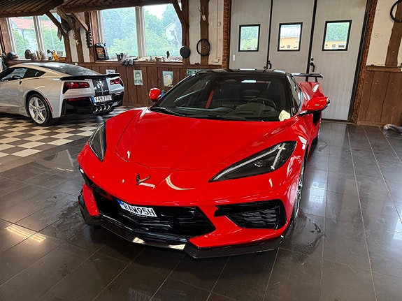 Chevrolet Corvette 5 of 26