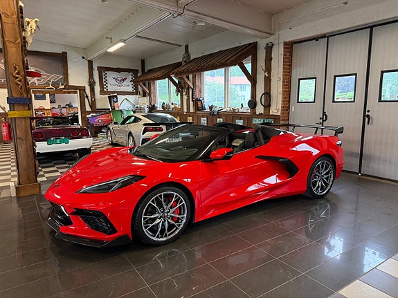 Chevrolet Corvette 25 of 26