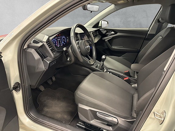 Audi A1 10 of 24