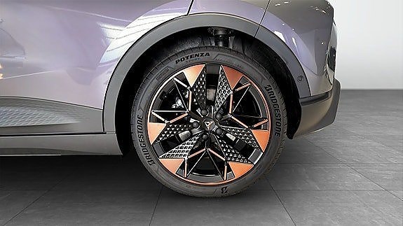 Cupra Raval 3 of 5