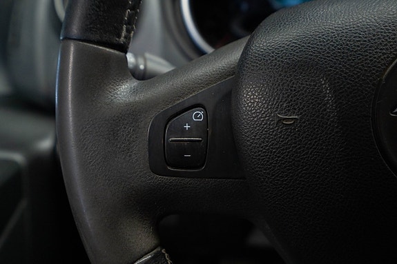 Opel Vivaro 17 of 21
