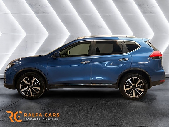 Nissan X-Trail 3 of 16