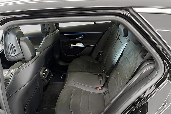 Mercedes-Benz E300 de 9 of 17