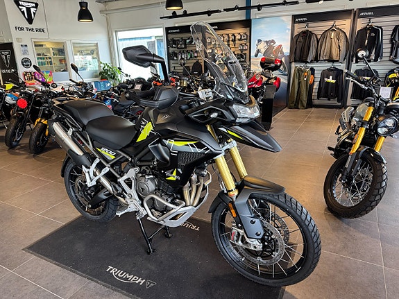 Triumph Tiger 1200 Desert Edition Kampanj till 30/9 18.000:- i tillbehör 3 of 5