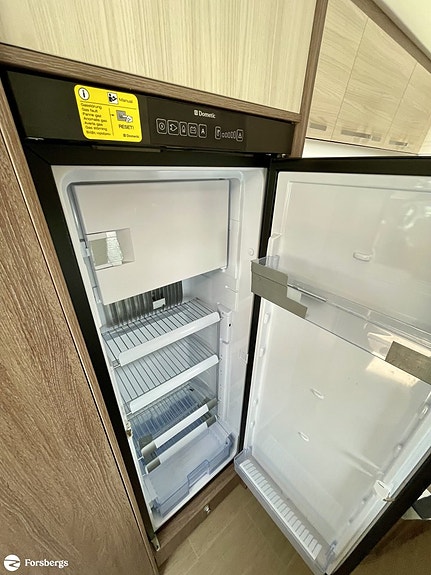 Bürstner T Nexxo 660 / VINTERPAKET / DUOCONTROL 19 of 21