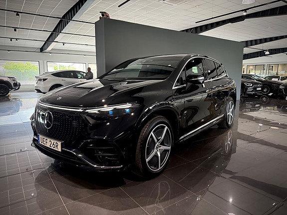 Mercedes-Benz EQS SUV 15 of 30