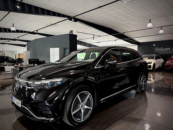 Mercedes-Benz EQS SUV 24 of 30