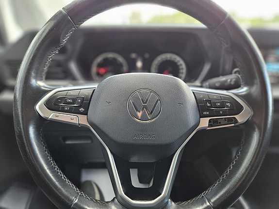 Volkswagen Caddy 16 of 25