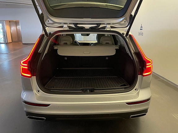 Volvo V60 Cross Country 5 of 5