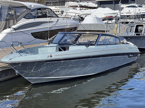 Yamarin Cross 75 BR Yamaha F300 Sensommarklipp 2 of 7