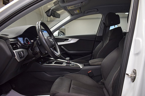 Audi A4 6 of 26