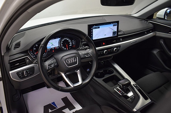 Audi A4 7 of 26