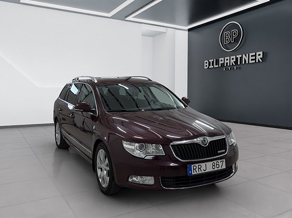 Skoda Superb 3 of 5