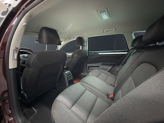 Skoda Superb 9 of 16