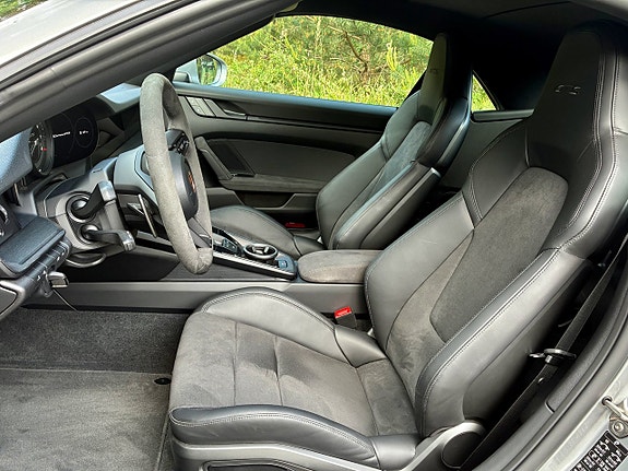 Porsche 992 3 of 5