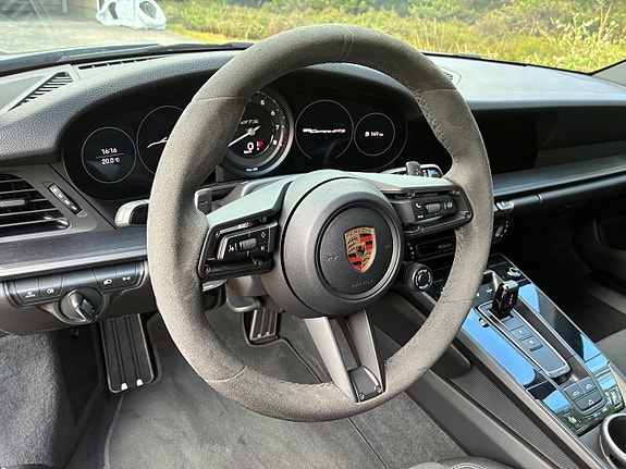 Porsche 992 4 of 5