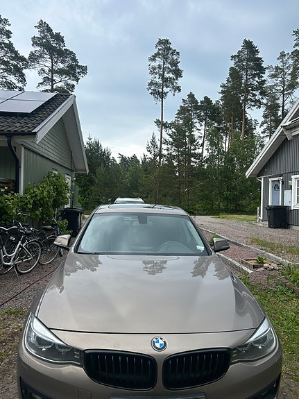 BMW 320d 4 of 4