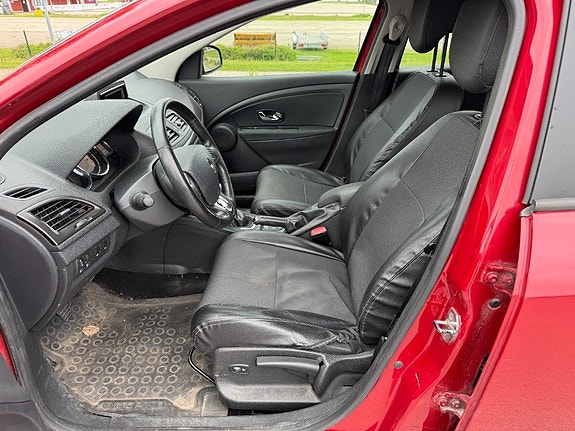Renault Megane III 5 of 5