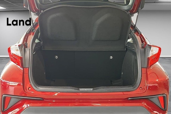 Toyota C-HR 14 of 22