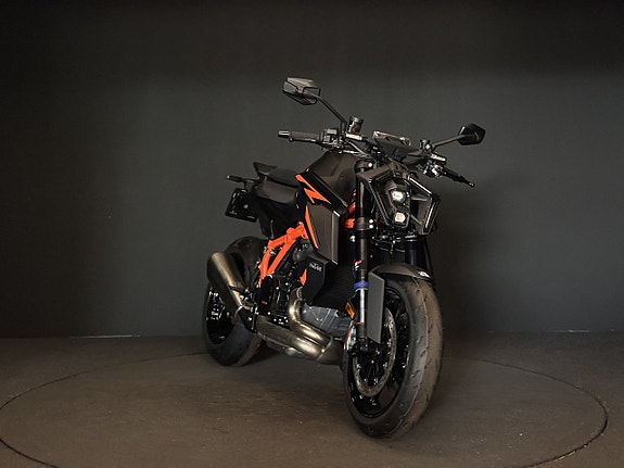 KTM 1390 SUPER DUKE R EVO - Ink Techpak 4 of 5