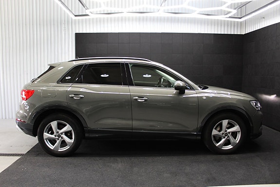 Audi Q3 7 of 20