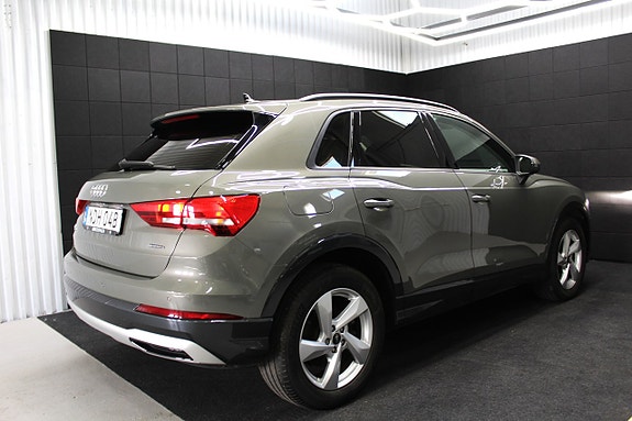 Audi Q3 6 of 20