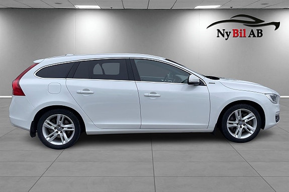 Volvo V60 6 of 12
