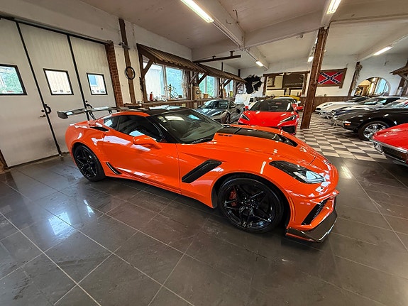 Chevrolet Corvette 21 of 30