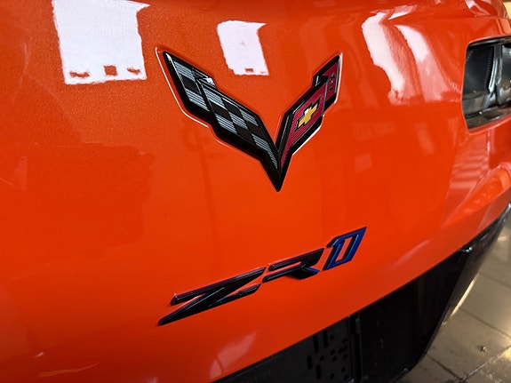 Chevrolet Corvette 17 of 30