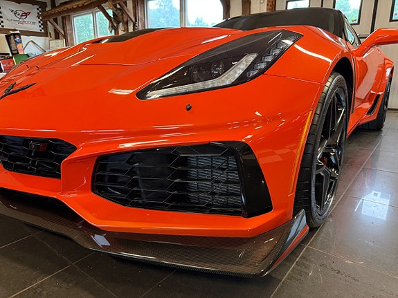Chevrolet Corvette 23 of 30