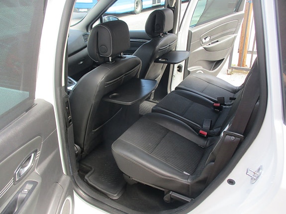 Renault Grand Scenic III 10 of 16