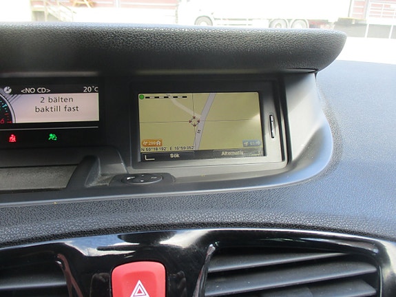 Renault Grand Scenic III 13 of 16