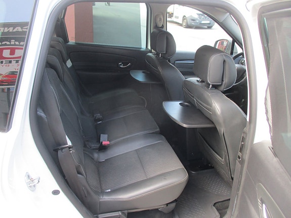 Renault Grand Scenic III 9 of 16