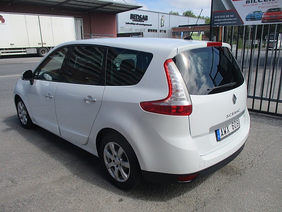 Renault Grand Scenic III 4 of 5