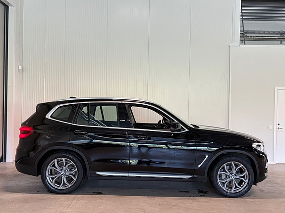 BMW X3 2 of 5