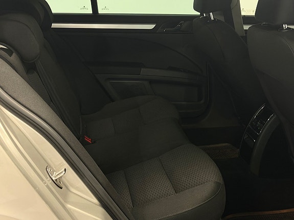 Skoda Superb 14 of 25