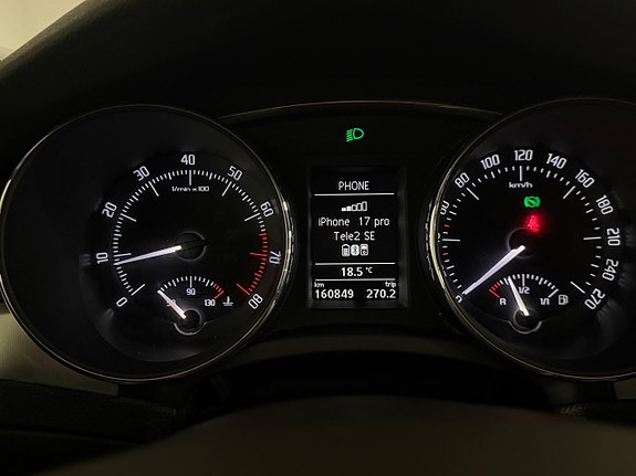 Skoda Superb 16 of 25