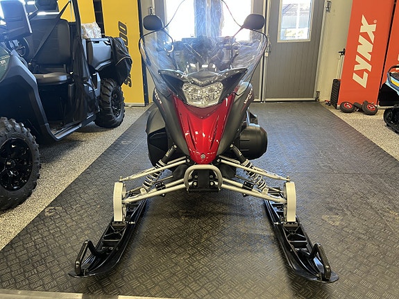 Yamaha VENTURE LITE 4-takt 31 mil 2 of 5