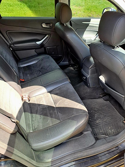 Ford Mondeo 4 of 5