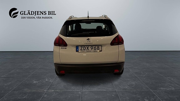 Peugeot 2008 4 of 5